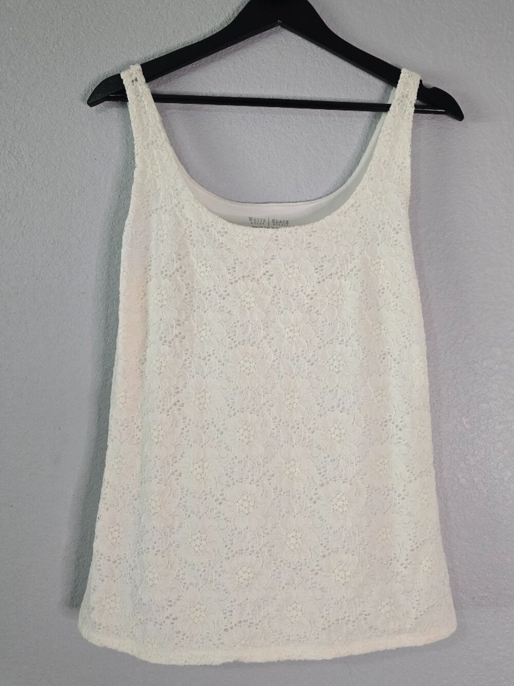 White House Black Market Ivory Floral Lace Tank Top Size Mediium